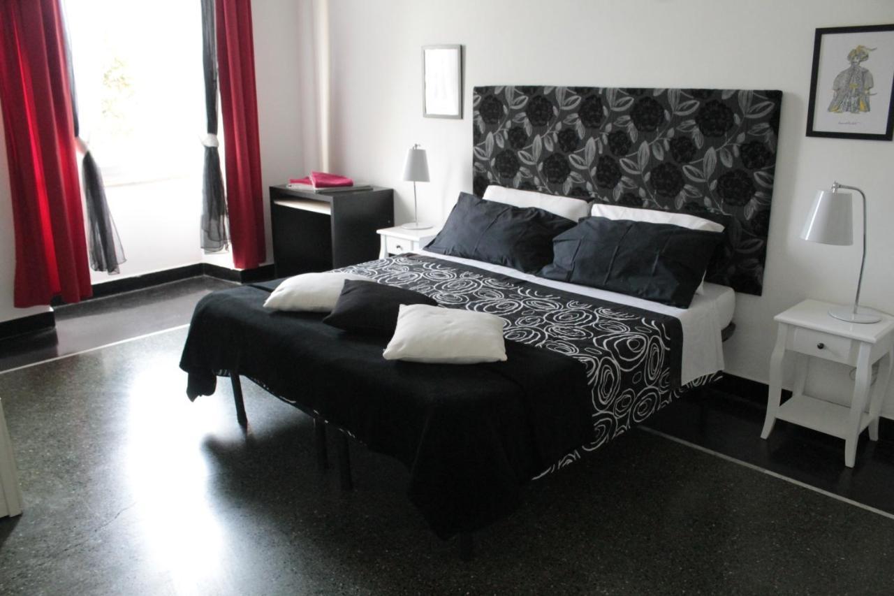 Rooms 18A Генуа Екстериор снимка